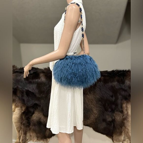 Multi Use Handmade Real Mongolian Lamb Fur Kisslock Clutch/Wristlet/Crossbody - Picture 1 of 16